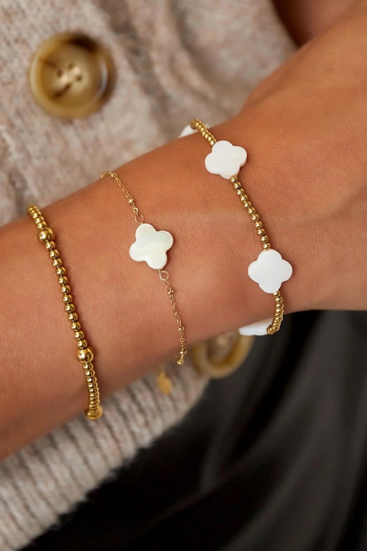 Armband met Zeeschelp Klaver