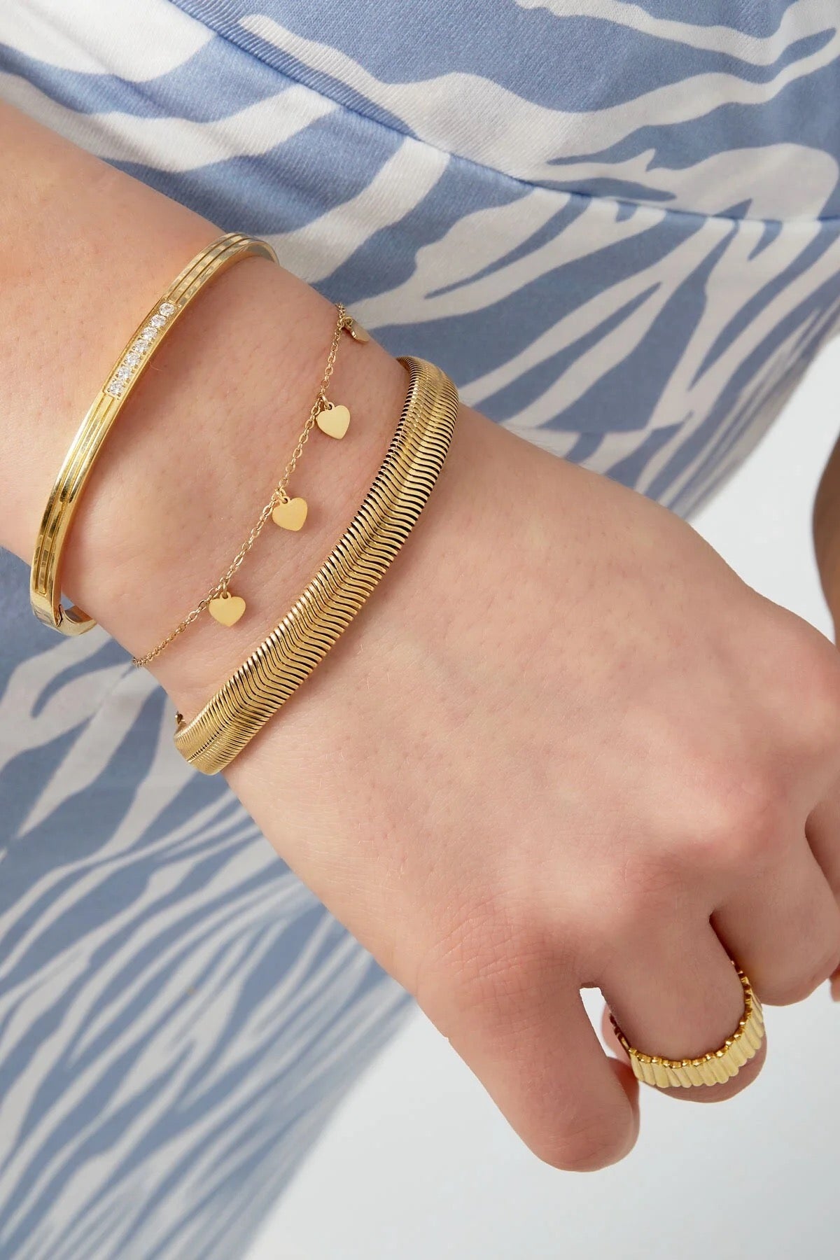 Gouden Armband met Hartjes